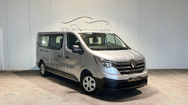 RENAULT TRAFIC III COMBI