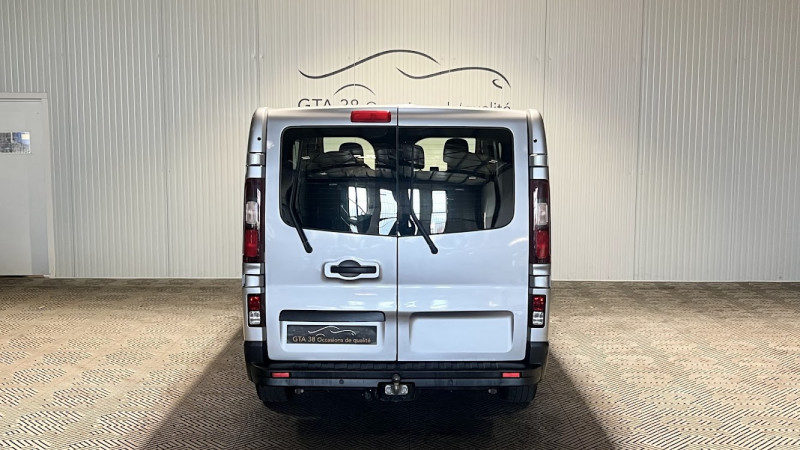 RENAULT TRAFIC III COMBI