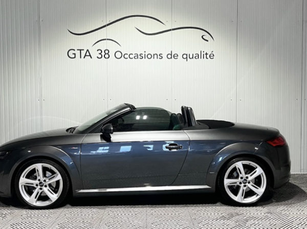 AUDI TT ROADSTER