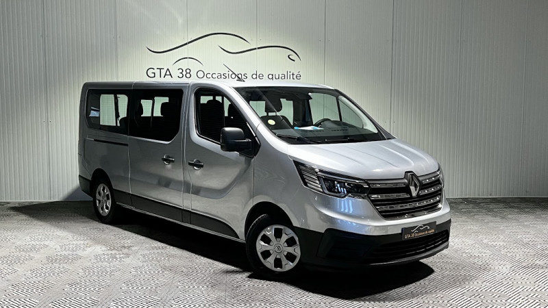 RENAULT TRAFIC III COMBI