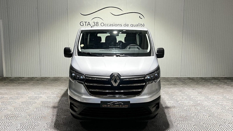 RENAULT TRAFIC III COMBI