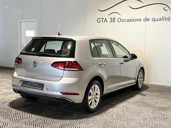 VOLKSWAGEN GOLF VII