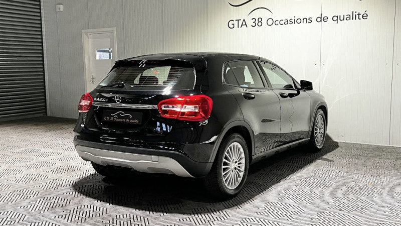 MERCEDES CLASSE GLA