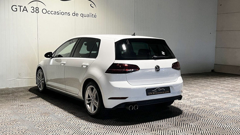 VOLKSWAGEN GOLF VII